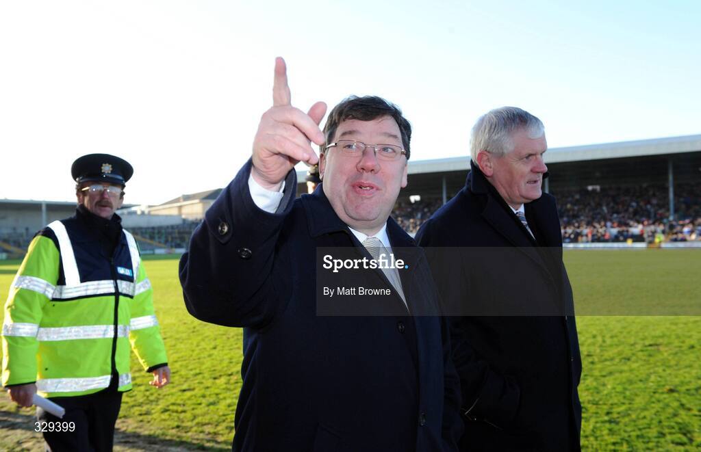 30 November 2008; An Taoiseach Brian Cowen with Seamus Howlin, Chairman of the Leinster Council, at half-time during the game. AIB Leinster Senior Club Hurling Championship Final, Ballyhale Shamrocks v Birr, Nowlan Park, Kilkenny. Picture credit: Matt Browne / SPORTSFILE