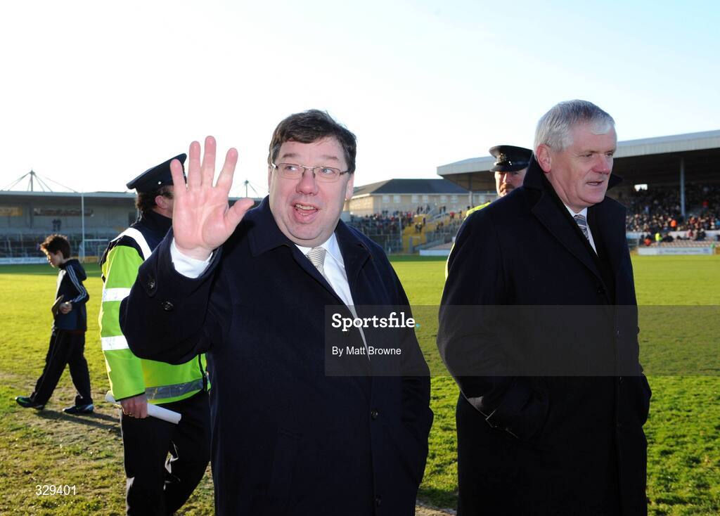 30 November 2008; An Taoiseach Brian Cowen with Seamus Howlin, Chairman of the Leinster Council, at half-time during the game. AIB Leinster Senior Club Hurling Championship Final, Ballyhale Shamrocks v Birr, Nowlan Park, Kilkenny. Picture credit: Matt Browne / SPORTSFILE