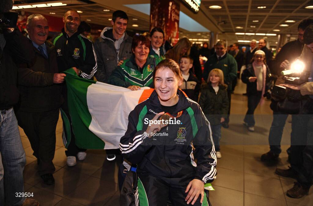 1 December 2008; Ireland's Katie Taylor, who won a gold medal in the 60kg category at the AIBA Women's World Championships in China, at the homecoming in Dublin Airport. Photo by Sportsfile