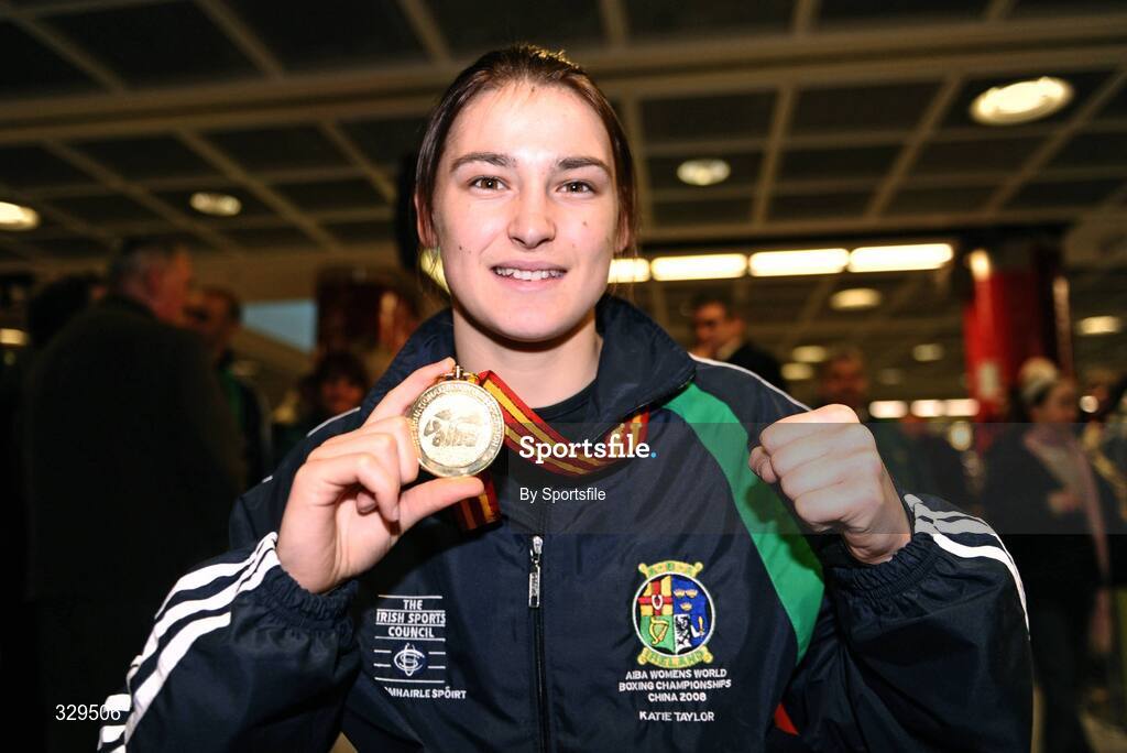 1 December 2008; Ireland's Katie Taylor, who won a gold medal in the 60kg category at the AIBA Women's World Championships in China, at the homecoming in Dublin Airport. Photo by Sportsfile