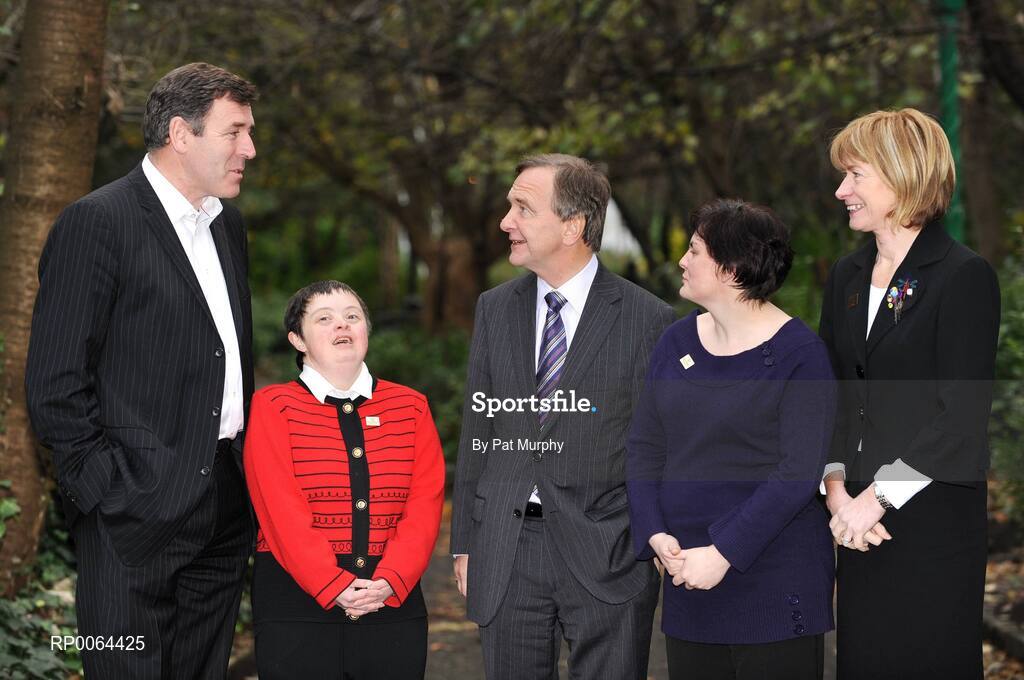 25 November 2008; Special Olympics Europe is urgently seeking funding from the European Commission in order to continue its sports and support programmes for people with intellectual disabilities and their families. Arts, Sport and Tourism Minister, Martin Cullen is pictured with, from left, Packie Bonner, FAI Technical Director, Special Olympics athletes Ann Hickey and Anita O'Connor, both from Carlow, and Mary Davis, Managing Director of Special Olympics Europe / Eurasia, at a photo-call in Merrion Square, Dublin. Picture credit: Pat Murphy / SPORTSFILE