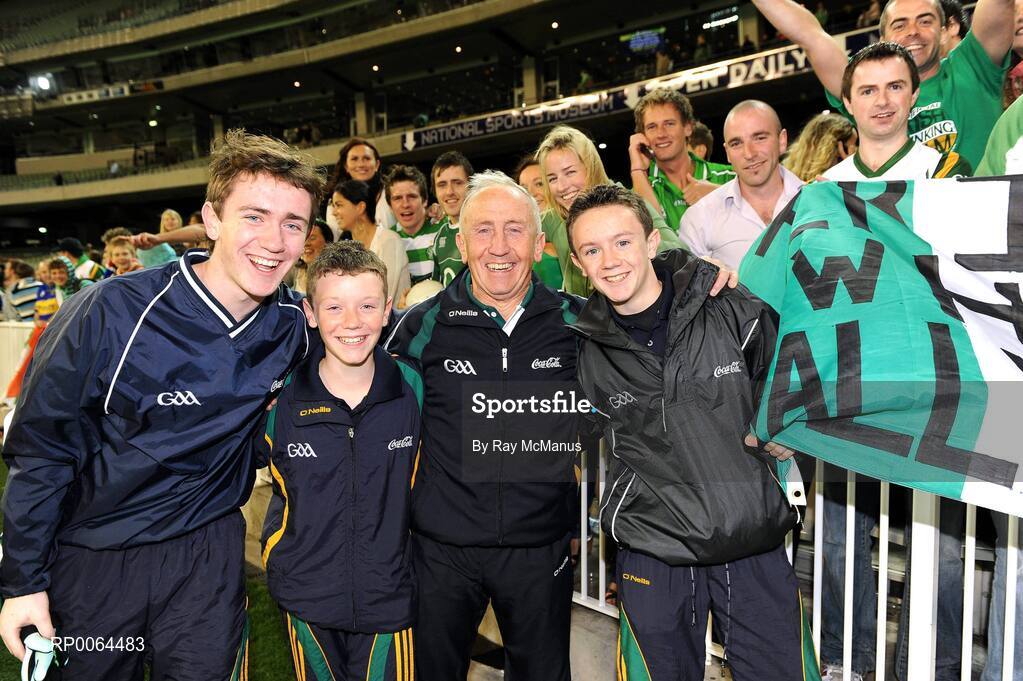 31 October 2008; Ireland manager Sean Boylan with his son's, from left, Sean, Daire and Ciaran after the game. Toyota International Rules Series, Australia v Ireland, Melbourne Cricket Ground, Melbourne, Australia. Picture credit: Ray McManus / SPORTSFILE