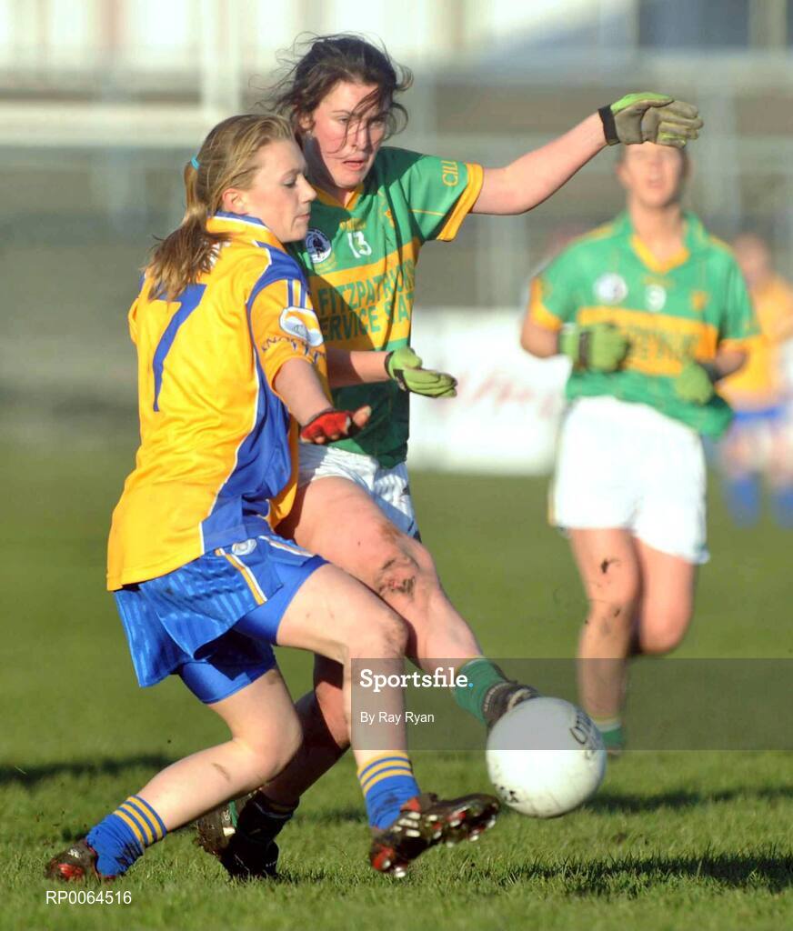 29 November 2008; Joan O'Halloran, Kilmihil, in action against Clara Hanahoe, Knockmore. VHI Healthcare All-Ireland Ladies Junior Club Football Championship Final, Kilmihil, Clare, v Knockmore, Mayo. Tuam Stadium, Tuam, Co. Galway. Picture credit: Ray Ryan / SPORTSFILE