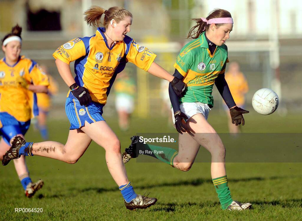 29 November 2008; Eimear Considine, Kilmihil, in action against Aine McClean, Knockmore. VHI Healthcare All-Ireland Ladies Junior Club Football Championship Final, Kilmihil, Clare, v Knockmore, Mayo. Tuam Stadium, Tuam, Co. Galway. Picture credit: Ray Ryan / SPORTSFILE
