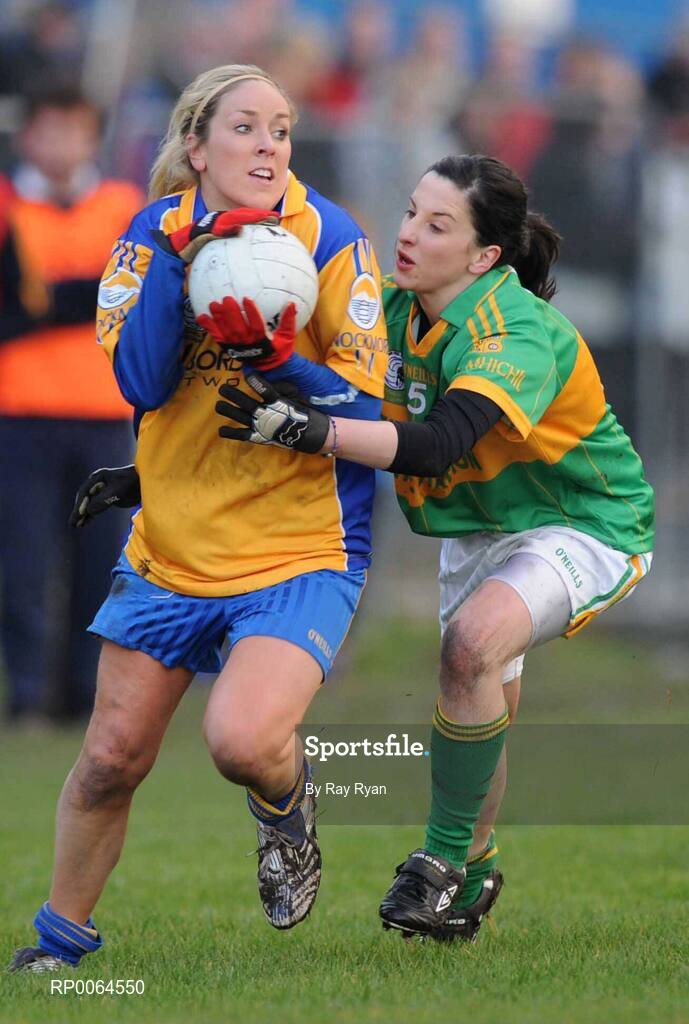 29 November 2008; Ciara McDermot, Knockmore, in action against Miriam Frawley, Kilmihil. VHI Healthcare All-Ireland Ladies Junior Club Football Championship Final, Kilmihil, Clare, v Knockmore, Mayo. Tuam Stadium, Tuam, Co. Galway. Picture credit: Ray Ryan / SPORTSFILE