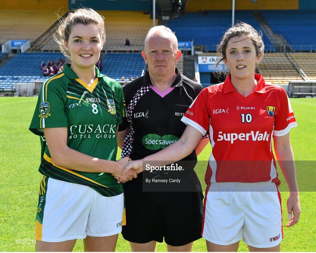 3 August 2015; Referee Gerry Carmody with team captains, Meath's Kate Byrne and Cork's Ciara O'Sullivan. TG4 Ladies Football All-Ireland Senior Championship, Qualifier Round 2, Cork v Meath. Semple Stadium, Thurles, Co. Tipperary. Picture credit: Ramsey Cardy / SPORTSFILE