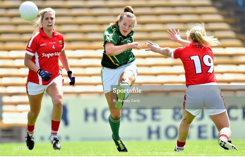 3 August 2015; Victoria Wall, Meath, in action againstDeirdre O'Reilly, right, and Bríd Stack, Cork. TG4 Ladies Football All-Ireland Senior Championship, Qualifier Round 2, Cork v Meath. Semple Stadium, Thurles, Co. Tipperary. Picture credit: Ramsey Cardy / SPORTSFILE