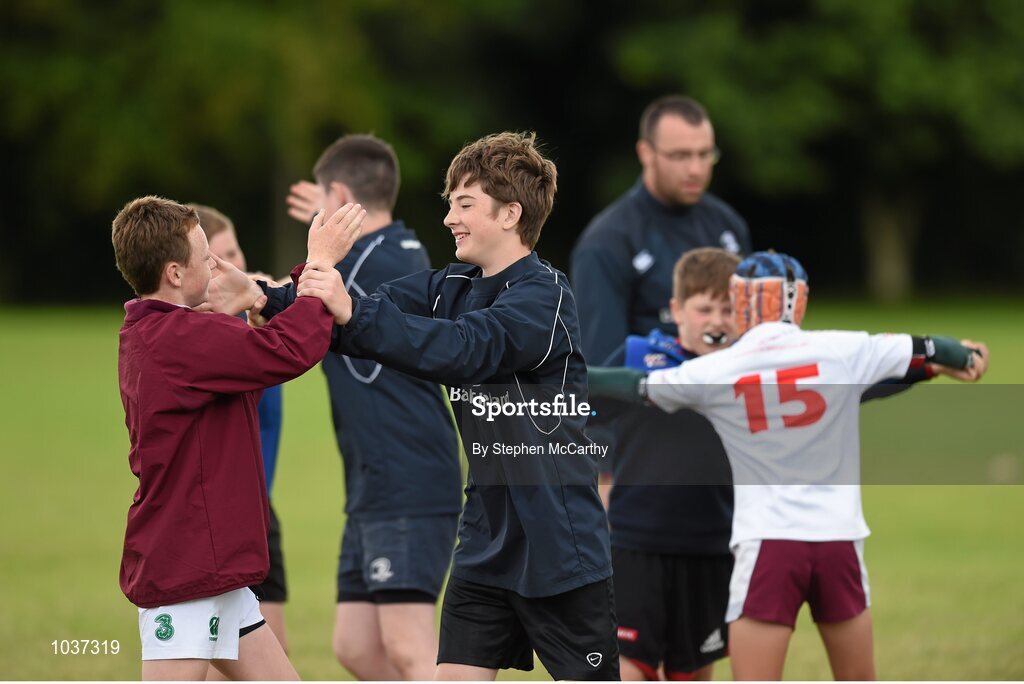 5 August 2015; Participants during the Bank of Ireland Leinster Rugby School of Excellence held at The Kings Hospital, Palmerstown, Dublin. The camp saw the visit of Leinster players to talk to developing players about training, tips and their and their development as rugby players. Picture credit: Stephen McCarthy / SPORTSFILE