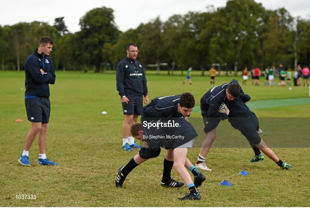 5 August 2015; Leinster Rugby's Ross Byrne visited the Bank of Ireland School of Excellence to talk to developing players about training, tips and their development as rugby players. King's Hospital, Palmerstown, Dublin. Picture credit: Stephen McCarthy / SPORTSFILE