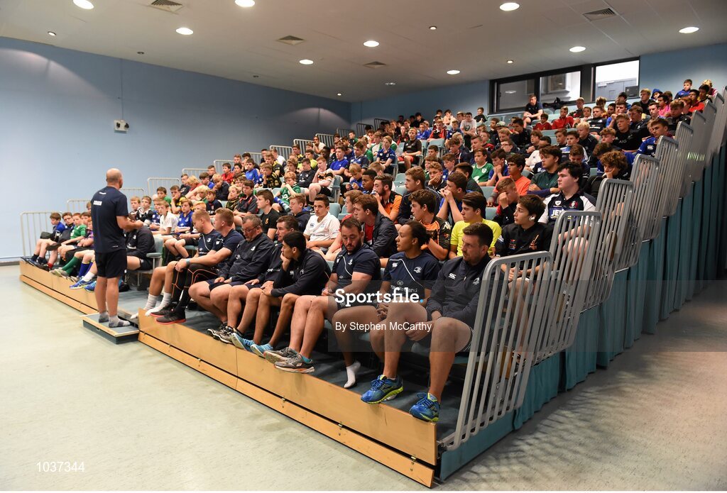 5 August 2015; Participants during the Bank of Ireland Leinster Rugby School of Excellence held at The Kings Hospital, Palmerstown, Dublin. The camp saw the visit of Leinster players to talk to developing players about training, tips and their development as rugby players. Picture credit: Stephen McCarthy / SPORTSFILE