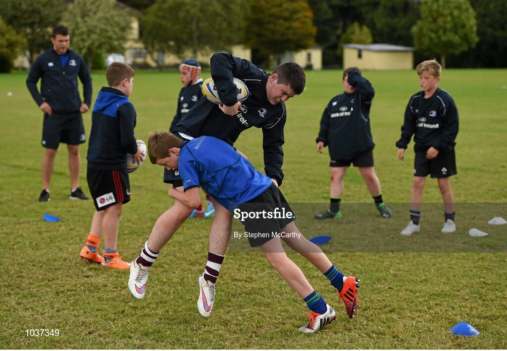 5 August 2015; Participants during the Bank of Ireland Leinster Rugby School of Excellence held at The Kings Hospital, Palmerstown, Dublin. The camp saw the visit of Leinster players to talk to developing players about training, tips and their development as rugby players. Picture credit: Stephen McCarthy / SPORTSFILE