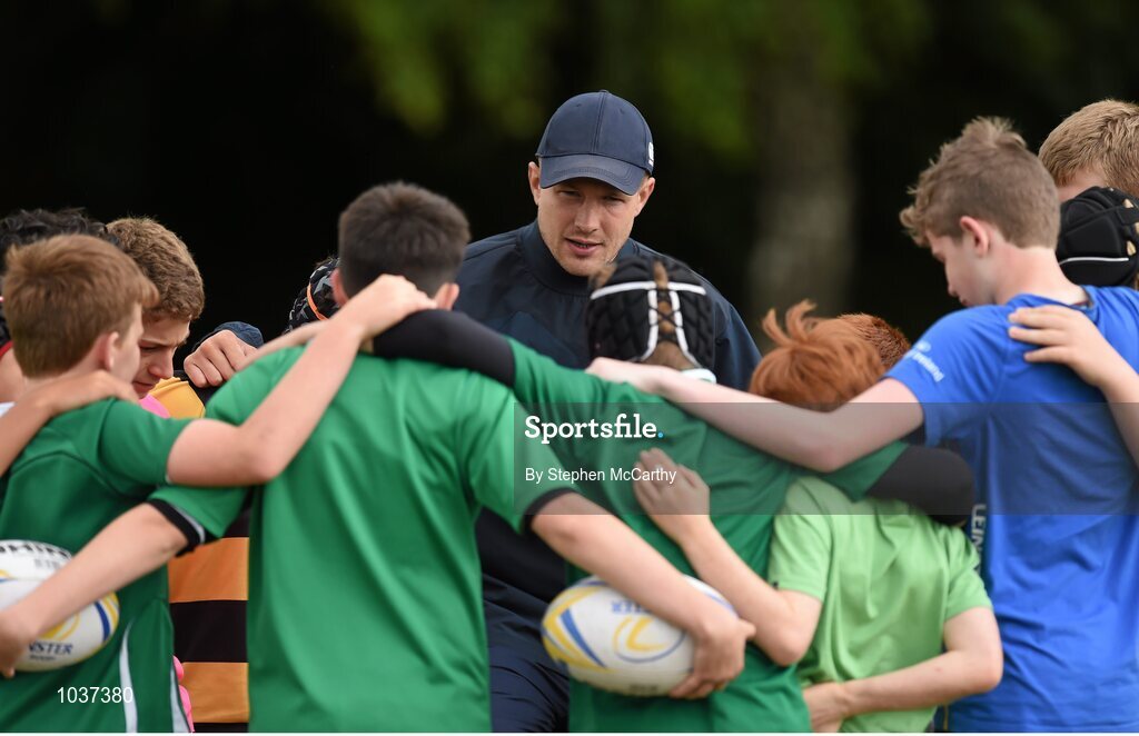 5 August 2015; Participants during the Bank of Ireland Leinster Rugby School of Excellence held at The Kings Hospital, Palmerstown, Dublin. The camp saw the visit of Leinster players to talk to developing players about training, tips and their development as rugby players. Picture credit: Stephen McCarthy / SPORTSFILE