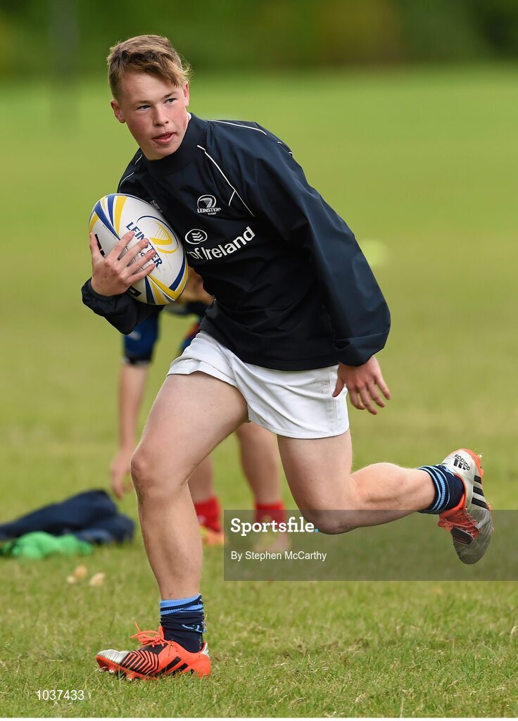 5 August 2015; Participants during the Bank of Ireland Leinster Rugby School of Excellence held at The Kings Hospital, Palmerstown, Dublin. The camp saw the visit of Leinster players to talk to developing players about training, tips and their development as rugby players. Picture credit: Stephen McCarthy / SPORTSFILE