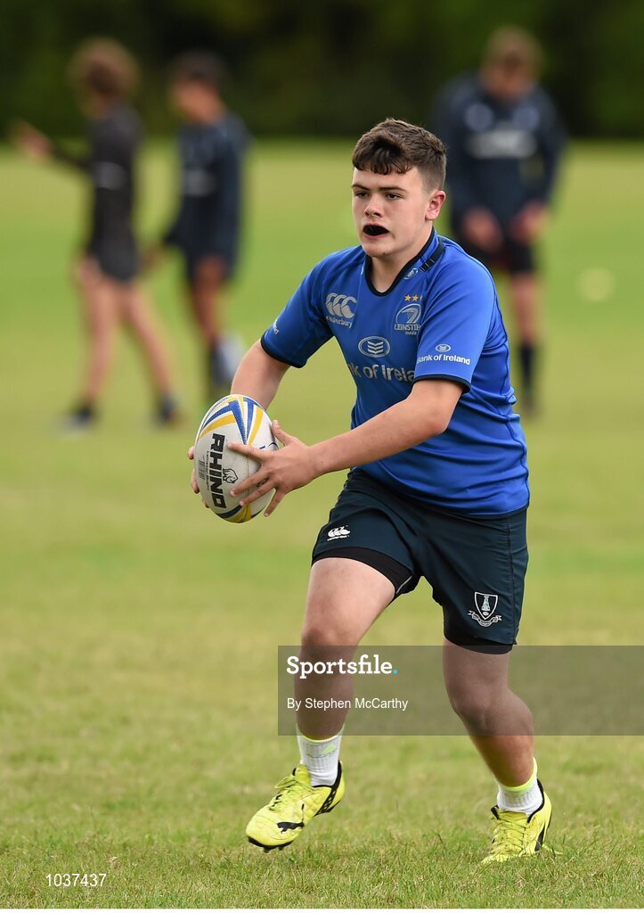 5 August 2015; Participants during the Bank of Ireland Leinster Rugby School of Excellence held at The Kings Hospital, Palmerstown, Dublin. The camp saw the visit of Leinster players to talk to developing players about training, tips and their development as rugby players. Picture credit: Stephen McCarthy / SPORTSFILE