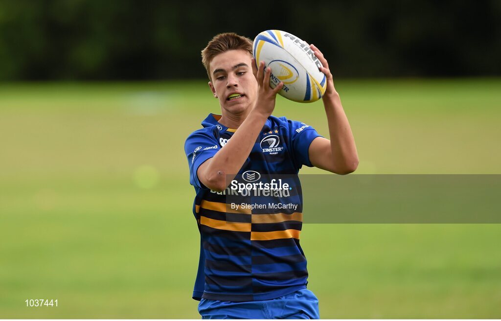 5 August 2015; Participants during the Bank of Ireland Leinster Rugby School of Excellence held at The Kings Hospital, Palmerstown, Dublin. The camp saw the visit of Leinster players to talk to developing players about training, tips and their development as rugby players. Picture credit: Stephen McCarthy / SPORTSFILE