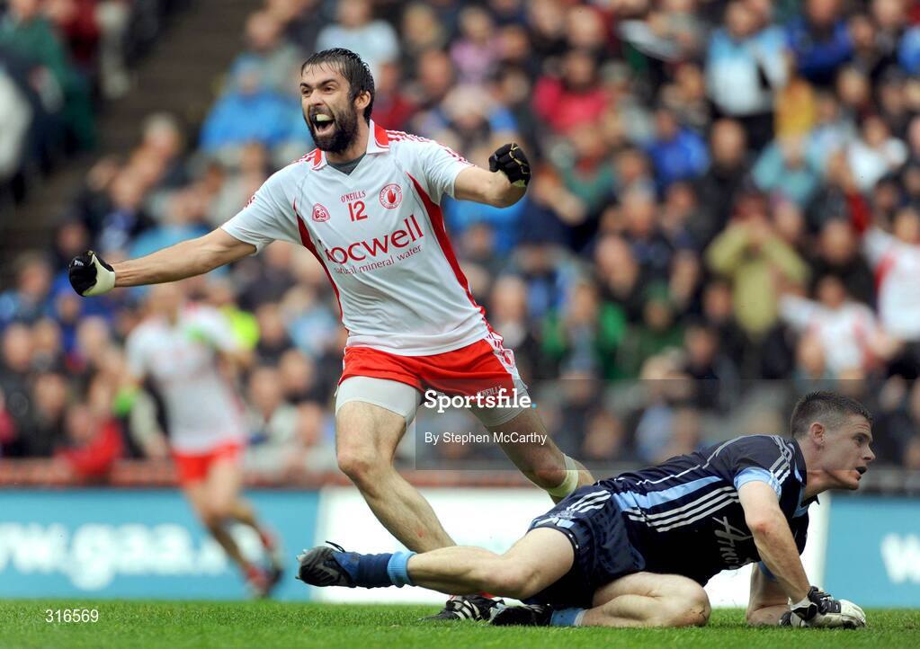 16 August 2008; Tyrone's Joe McMahon celebrates after scoring his side's second goal as Dublin's Stephen Cluxton falls dejected. GAA Football All-Ireland Senior Championship Quarter-Final, Dublin v Tyrone, Croke Park, Dublin. Picture credit: Stephen McCarthy / SPORTSFILE