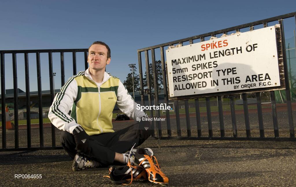 1 December 2008; Paul Hession. Morton Stadium, Santry, Dublin. Picture credit: David Maher / SPORTSFILE