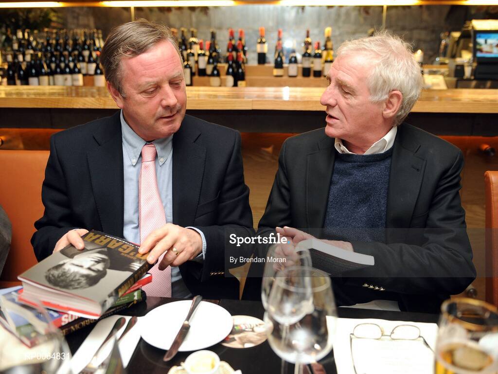 8 December 2008; Derek Henderson, left, of the Press Association, in conversation with broadcaster Eamon Dunphy, at the Judges Dinner to decide the shortlist for this year’s William Hill Irish Sports Book of the Year Award. Ely Restaurant, IFSC, Dublin. Picture credit: Brendan Moran / SPORTSFILE