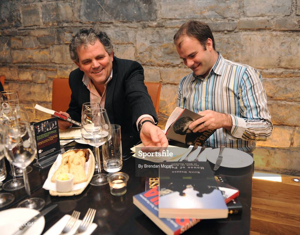 8 December 2008; Adrian Logan, left, of UTV, in conversation with Kieran Holden, of TV3, at the Judges Dinner to decide the shortlist for this year’s William Hill Irish Sports Book of the Year Award. Ely Restaurant, IFSC, Dublin. Picture credit: Brendan Moran / SPORTSFILE