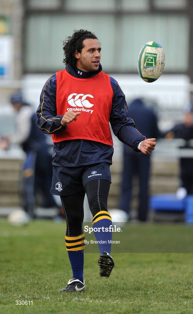 9 December 2008; Leinster's Isa Nacewa in action during squad training. Donnybrook Stadium, Dublin. Picture credit: Brendan Moran / SPORTSFILE