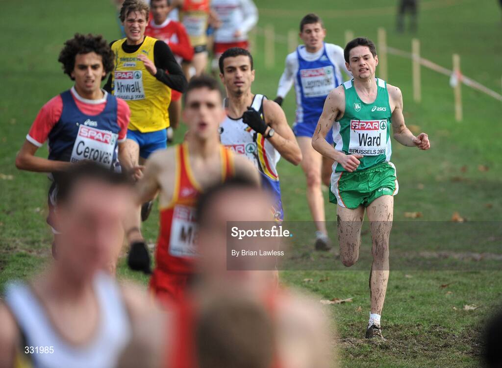 14 December 2008; Ireland's Ian Ward approaches the finish of the Junior Men's event during the 2008 European Cross Country Championships. Parc de Laeken, Brussels, Belgium. Picture credit: Brian Lawless / SPORTSFILE