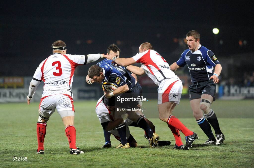 27 December 2008; Gordon D'Arcy, Leinster, in action against Brendon Botha and Rory Best, Ulster. Magners League, Ulster v Leinster, Ravenhill Park, Belfast, Co. Antrim. Picture credit: Oliver McVeigh / SPORTSFILE