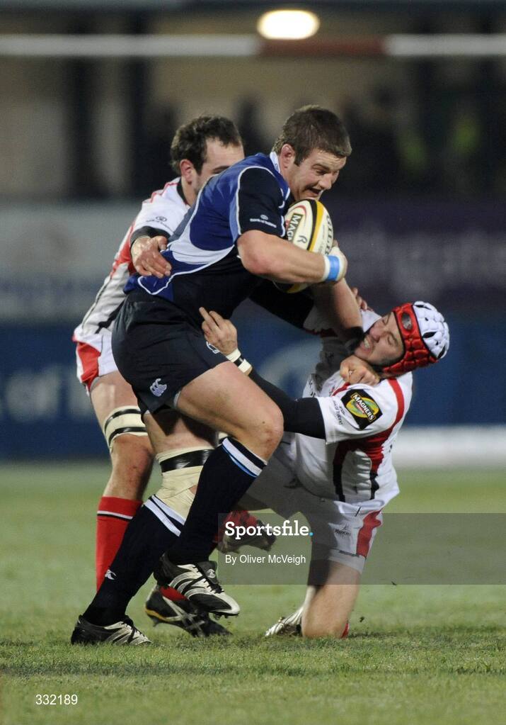 27 December 2008; Sean O'Brien, Leinster, in action against Matt McCullough and Stephen Ferris, Ulster. Magners League, Ulster v Leinster, Ravenhill Park, Belfast, Co. Antrim. Picture credit: Oliver McVeigh / SPORTSFILE