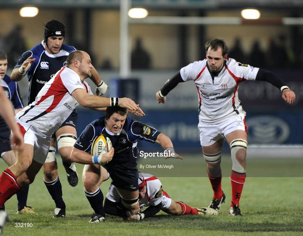 27 December 2008; Sean O'Brien, Leinster, in action against Rory Best and Matt McCullough, Ulster. Magners League, Ulster v Leinster, Ravenhill Park, Belfast, Co. Antrim. Picture credit: Oliver McVeigh / SPORTSFILE