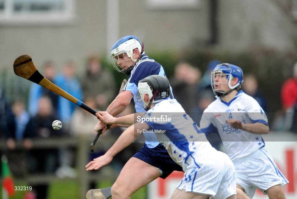 1 January 2009; Damien Russell, Dublin, in action against Ruairi Trainor, Dub Stars. Hurling Challenge Game, Dublin v Dub Stars, Páirc Barróg, Kilbarrack, Dublin. Picture credit: David Maher / SPORTSFILE