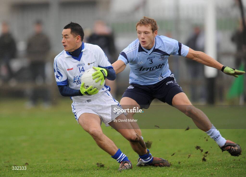 1 January 2009; Jason Sherlock, Dub Stars, in action against Paul Flynn, Dublin. Football Challenge Game, Dublin v Dub Stars, Páirc Barróg, Kilbarrack, Dublin. Picture credit: David Maher / SPORTSFILE