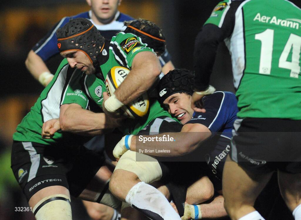 2 January 2009; John Muldoon, Connacht, in action against Trevor Hogan, Leinster. Leinster v Connacht, Magners League, RDS, Dublin. Picture credit: Brian Lawless / SPORTSFILE