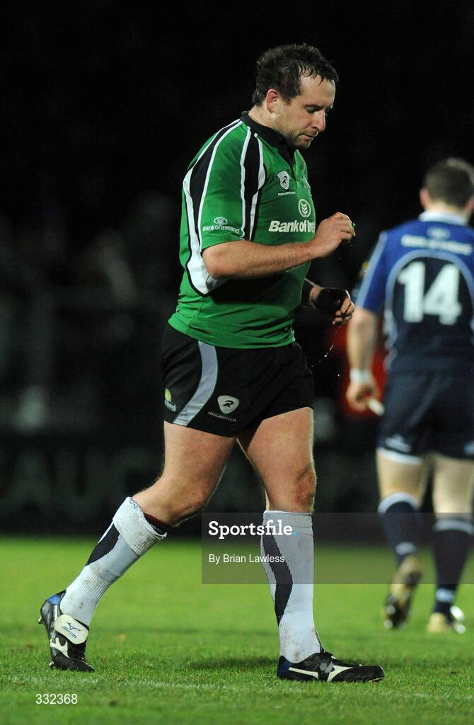 2 January 2009; Connacht's John Lyne leaves the field after receiving a yellow card. Leinster v Connacht, Magners League, RDS, Dublin. Picture credit: Brian Lawless / SPORTSFILE