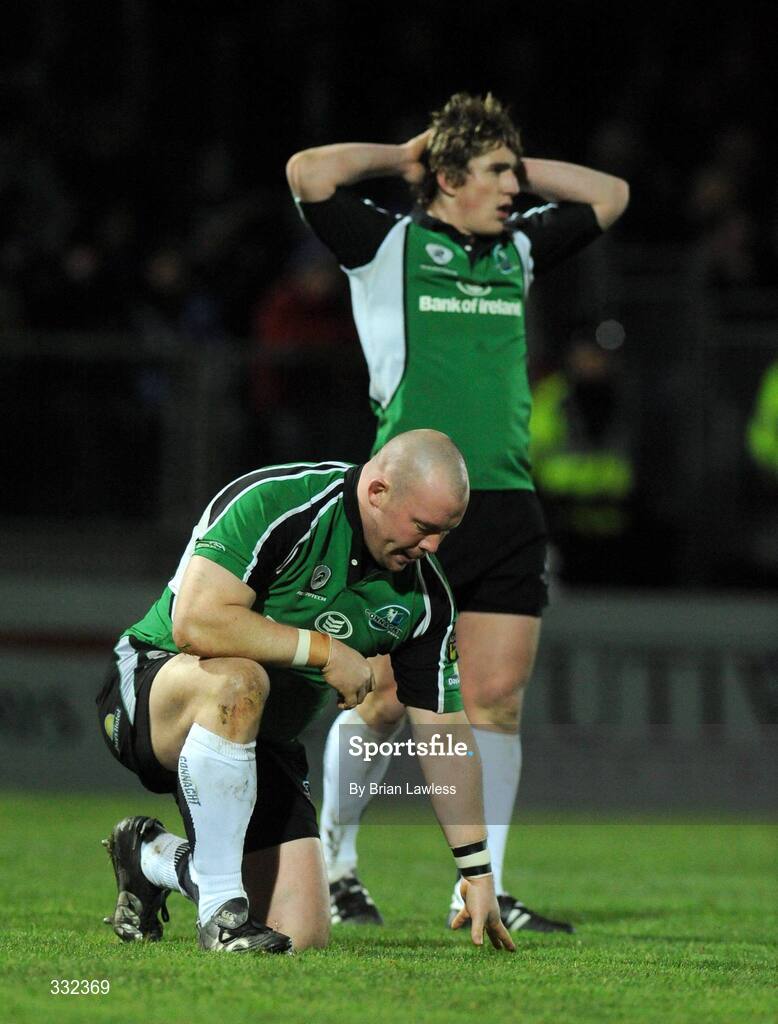 2 January 2009; Connacht's Robbie Morris, left, and Ian Keatley after a Leinster try. Leinster v Connacht, Magners League, RDS, Dublin. Picture credit: Brian Lawless / SPORTSFILE