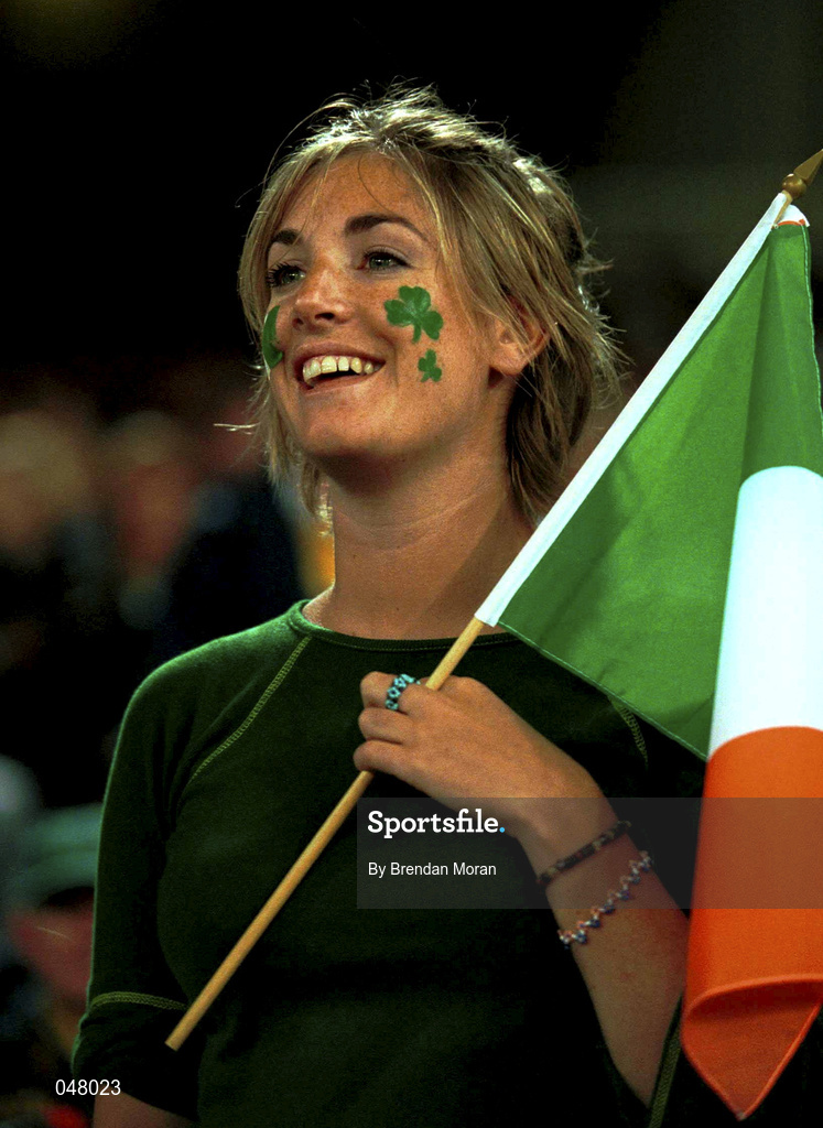 25 September 2000; An Ireland supporter during the day 11 of the 2000 Sydney Olympics in Sydney, Australia. Photo by Brendan Moran/Sportsfile