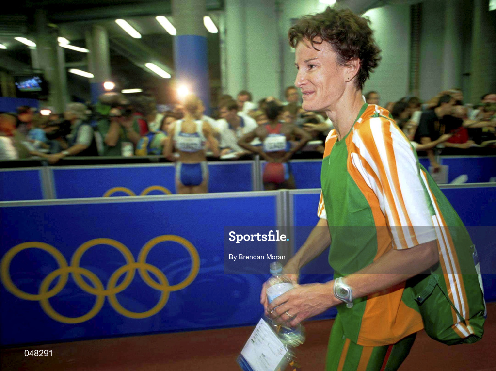 30 September 2000; Sonia O'Sullivan of Ireland after she finished 6th and set a new national record of 30:52.30 in the Women's 10,000m final race during day 16 of the 2000 Sydney Olympics in Sydney, Australia. Photo by Brendan Moran/Sportsfile