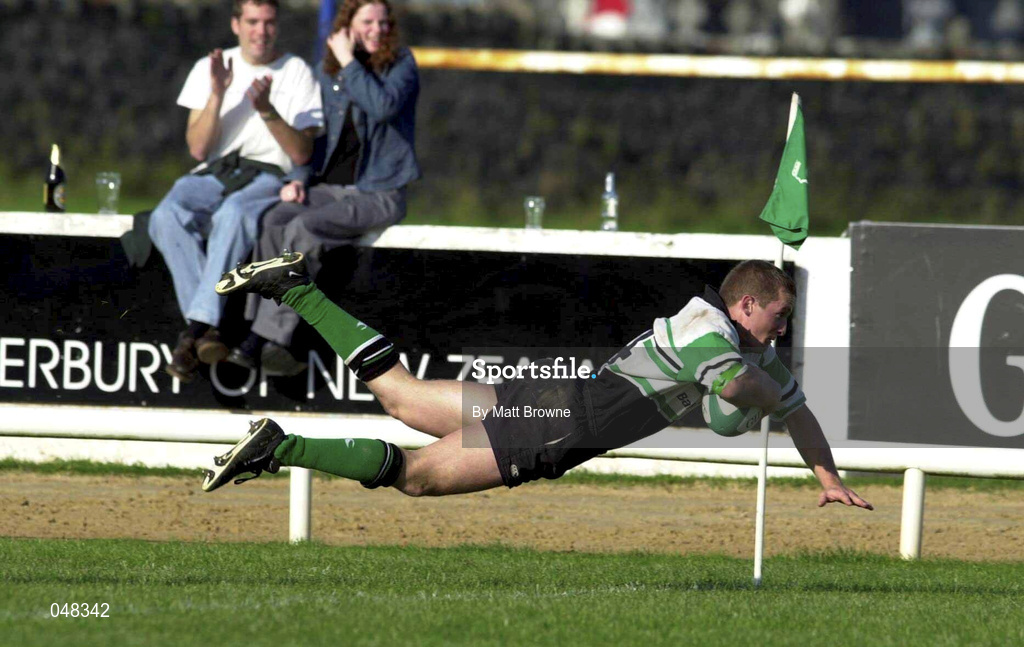 30 September 2000; Pat Duignan of Connacht dives over to score the winning try during the Guinness Interprovincial Rugby championship match between Connacht and Leinster at the Sportsground in Galway. Photo by Matt Browne/Sportsfile