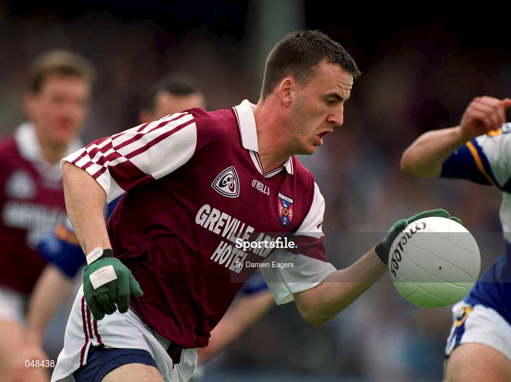 5 June 2000; Damien Healy of Westmeath during the Bank of Ireland Leinster Senior Football Championship Quarter-Final match between Westmeath and Laois at O'Connor Park in Tullamore, Offaly. Photo by Damien Eagers/Sportsfile