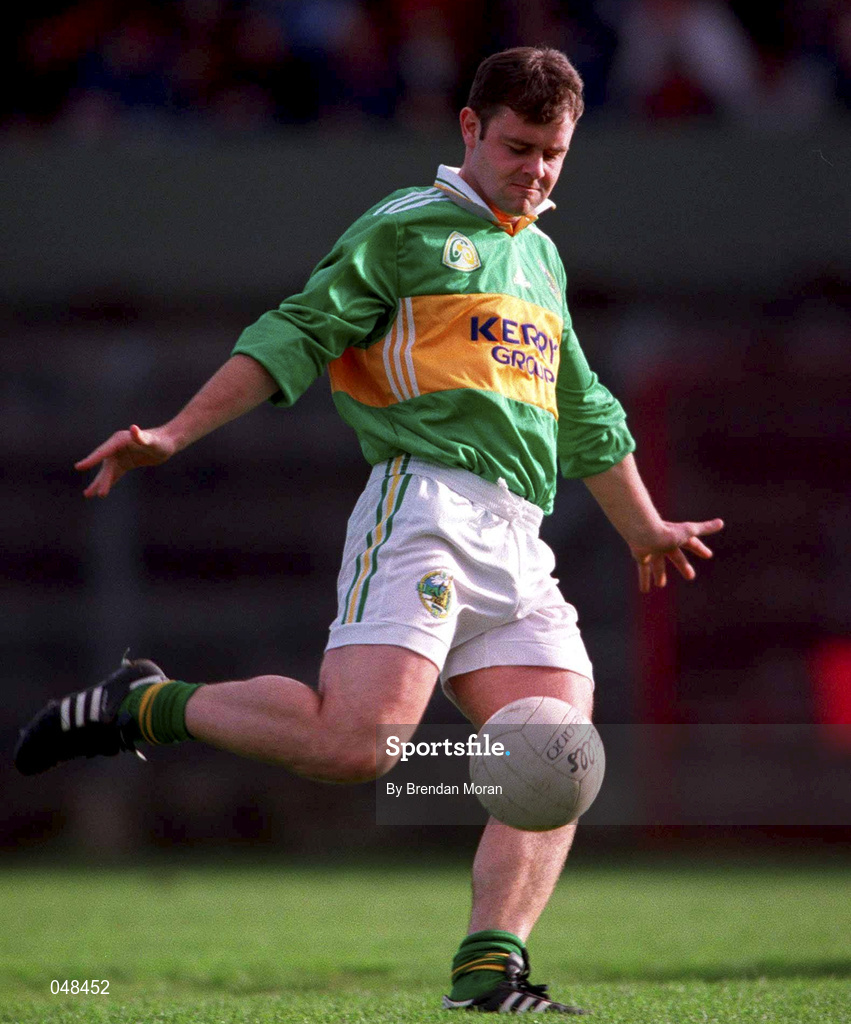 30 October 1999; Denis O'Dwyer of Kerry during the Church & General National Football League Division 1A Round 1 match between Cork and Kerry at Páirc Uí Rinn in Cork. Photo by Brendan Moran/Sportsfile
