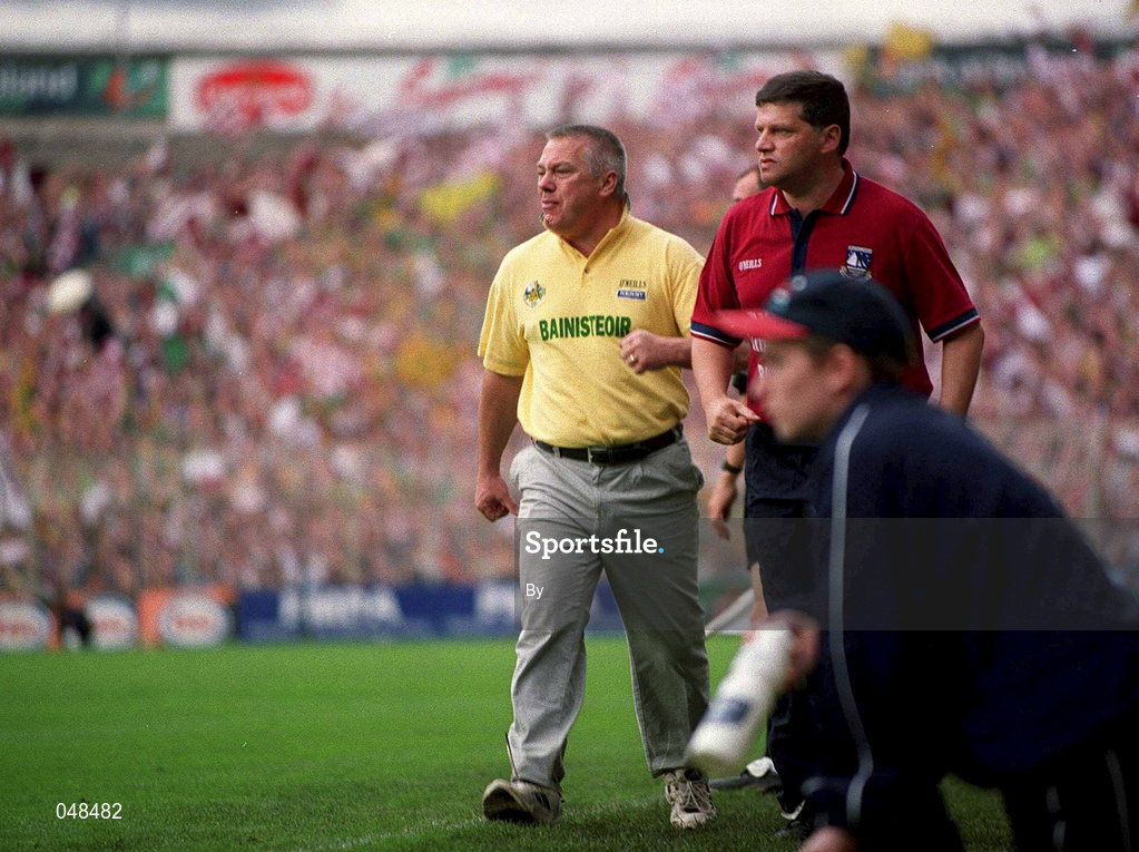 24 September 2000; Kerry manager Paidi O'Se, left, and Galway Manager John O'Mahony, pictured during Kerry v Galway, All Ireland Senior Football Championship Final, Croke Park, Dublin. Picture credit; Damien Eagers/SPORTSFILE