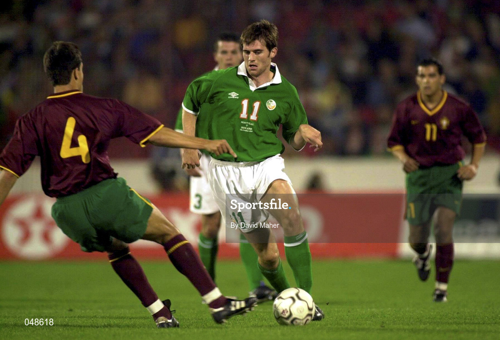 7 October 2000; Kevin Kilbane of Republic of Ireland in action against Secretario of Portugal during the World Cup 2002 Qualification Group 2 match between Portugal and Republic of Ireland at the Estádio da Luz in Lisbon, Portugal. Photo by David Maher/Sportsfile