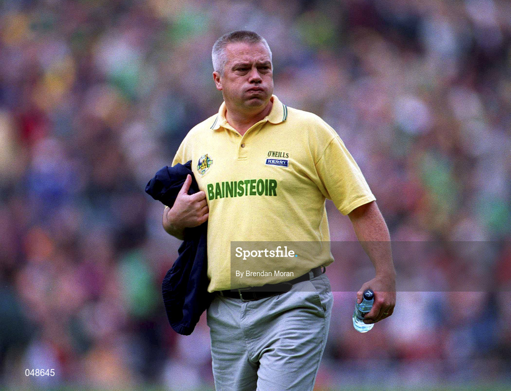 7 October 2000; Kerry manager Paidi O'Se during the Bank of Ireland All-Ireland Senior Football Championship Final Replay match between Kerry and Galway at Croke Park in Dublin. Photo by Brendan Moran/Sportsfile