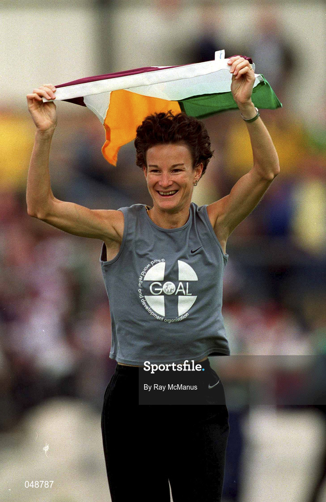 7 October 2000; Olympic silver medallist Sonia O'Sullivan on a lap of honour prior to the GAA Football All-Ireland Senior Championship Final replay match between Galway and Kerry at at Croke Park in Dublin. Photo by Ray McManus/Sportsfile