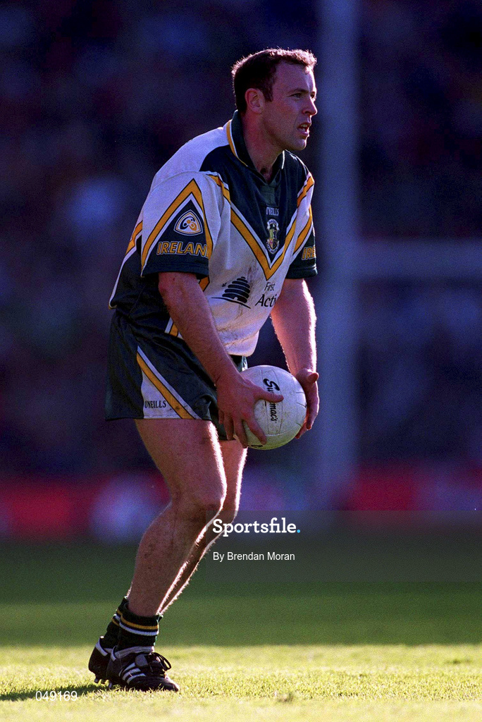 15 October 2000; Seamus Moynihan of Ireland during the International Rules Series Second Test match between Ireland and Australia at Croke Park in Dublin. Photo by Brendan Moran/Sportsfile