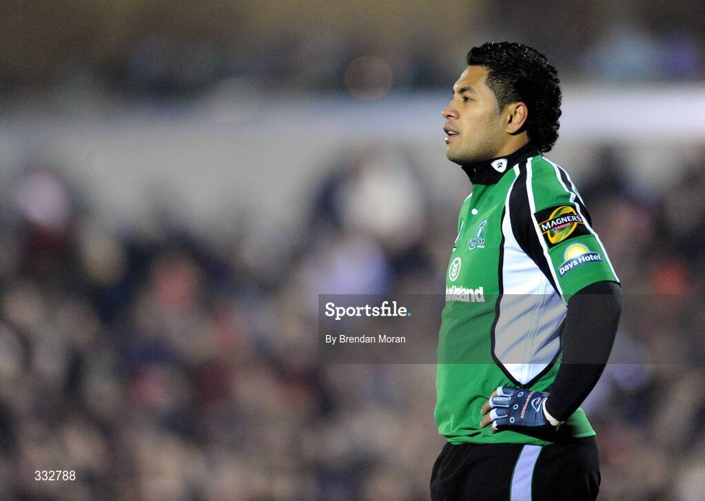 28 December 2008; Niva Ta'auso, Connacht. Magners League, Connacht v Munster, Sportsground, Galway. Picture credit: Brendan Moran / SPORTSFILE
