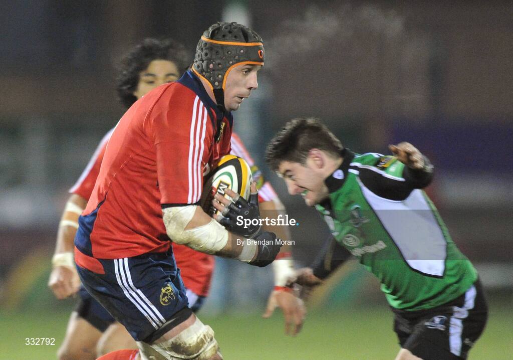28 December 2008; Alan Quinlan, Munster, in action against Keith Matthews, Connacht. Magners League, Connacht v Munster, Sportsground, Galway. Picture credit: Brendan Moran / SPORTSFILE