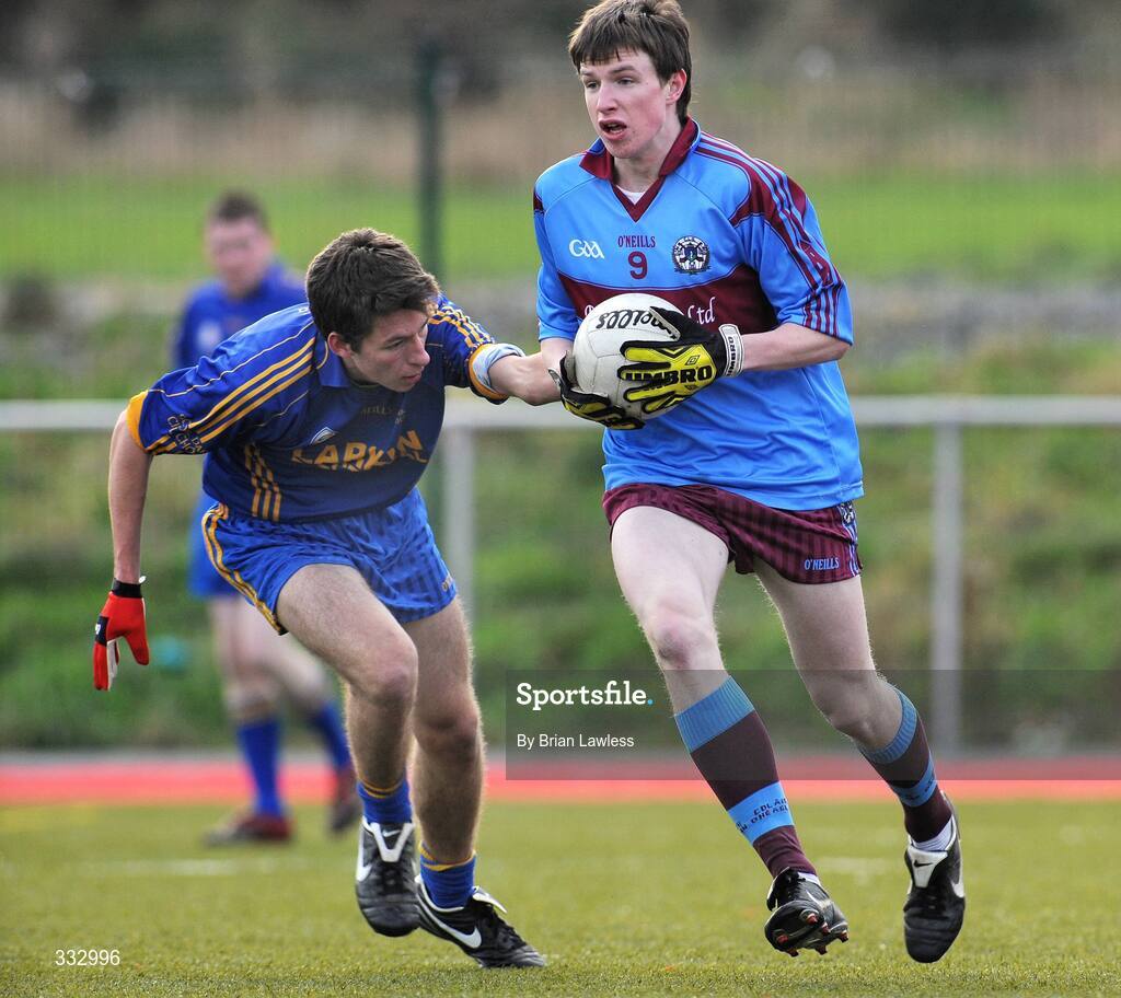 9 January 2009; Niall Mulvaney, St. Declan's, in action against Ailbhe Mahon, Scoil Dara. St. Declan's, Cabra v Scoil Dara, Kilcock, Leinster Schools Senior A Football Championship Qualifier Round 1, Russell Park, Blanchardstown, Dublin. Picture credit: Brian Lawless / SPORTSFILE