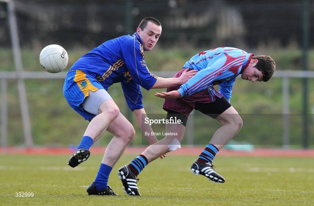 9 January 2009; Sean McGuinness, St. Declan's, in action against Keith Jordan, Scoil Dara. St. Declan's, Cabra v Scoil Dara, Kilcock, Leinster Schools Senior A Football Championship Qualifier Round 1, Russell Park, Blanchardstown, Dublin. Picture credit: Brian Lawless / SPORTSFILE