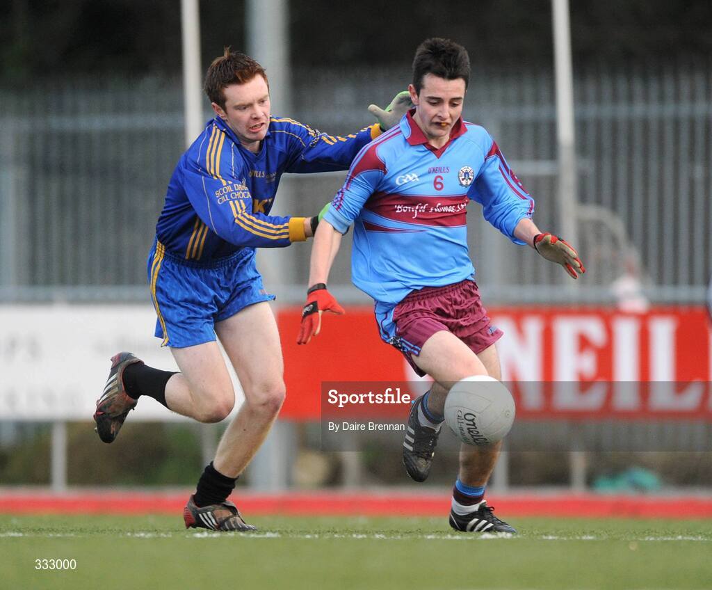 9 January 2009; Sean McGuinness, St. Declan's, Cabra, in action against Padraig McGrath, Scoil Dara, Kilcock. St. Declan's, Cabra v Scoil Dara, Kilcock, Leinster Schools Senior A Football Championship Qualifier Round 1, Russell Park, Blanchardstown, Dublin. Picture credit: Daire Brennan / SPORTSFILE