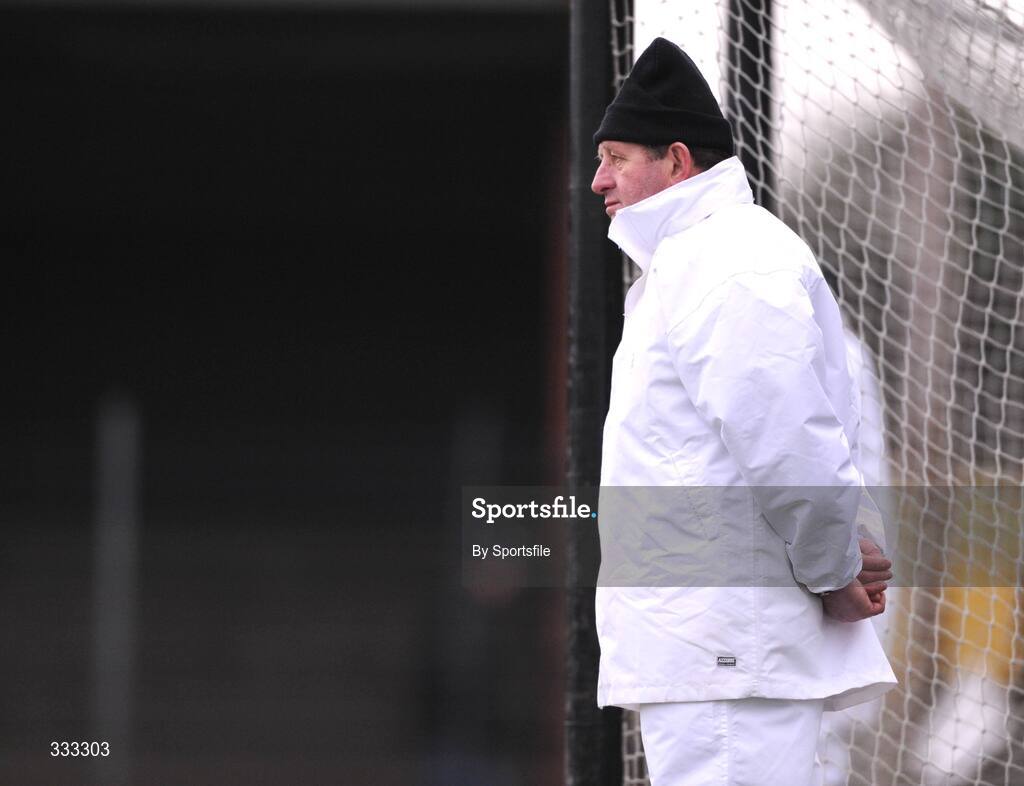 10 January 2009; A general view of a umpire at the game. FBD League Round 2, Galway v Leitrim, Duggan Park, Ballinasloe, Co. Galway. Photo by Sportsfile