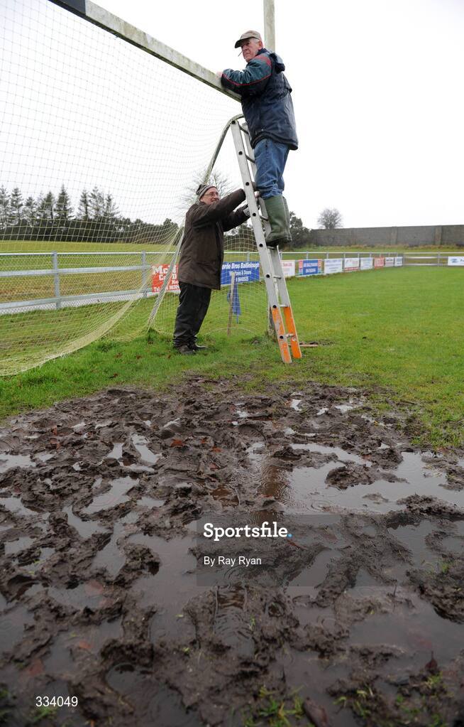 18 January 2009; Stewards Hugh Rudden and Michael Webb, President Ballyhaunis GAA club, fix the nets before the match. FBD League, Section A, Mayo v Roscommon, Ballyhaunis GAA Club, Ballyhaunis, Co. Mayo. Picture credit: Ray Ryan / SPORTSFILE